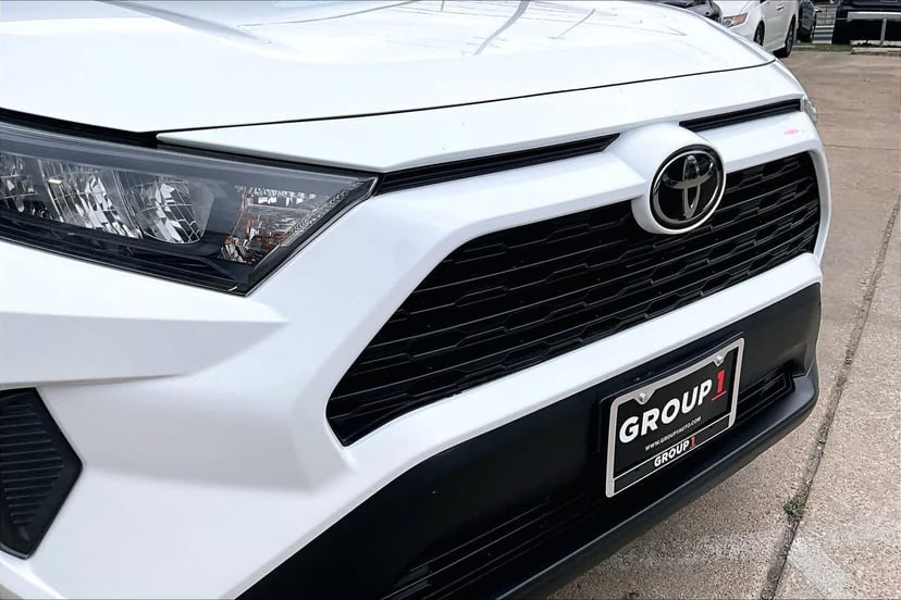 2021 Toyota RAV4 - Image 29