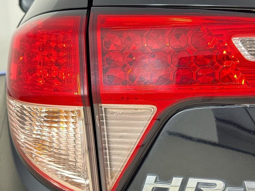 2016 Honda HR-V - Image 32