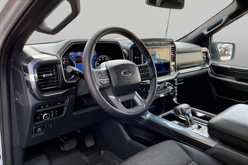 2023 Ford F-150 - Image 18