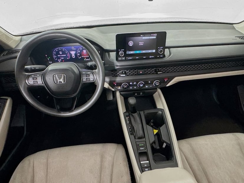 2023 Honda Accord - Image 28