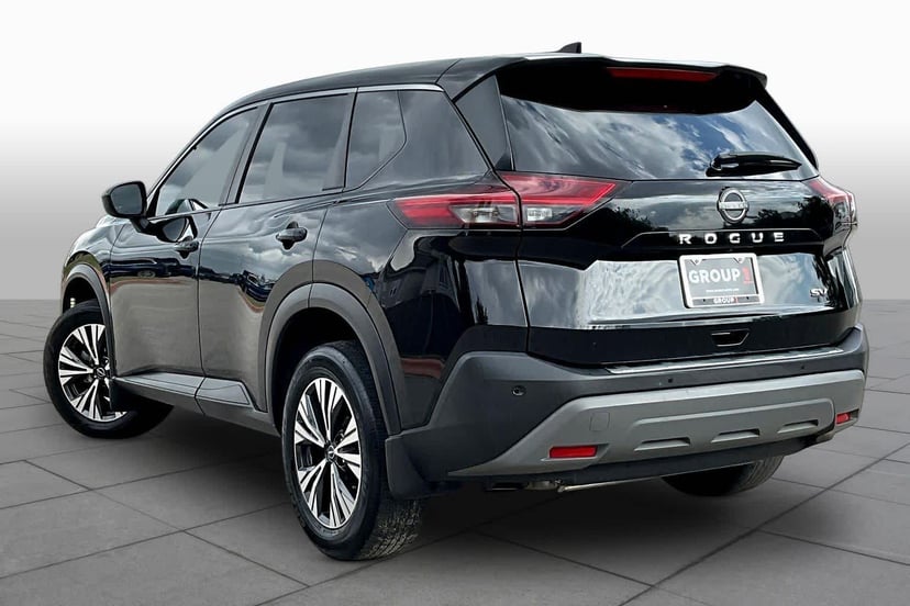 2023 Nissan Rogue - Image 12