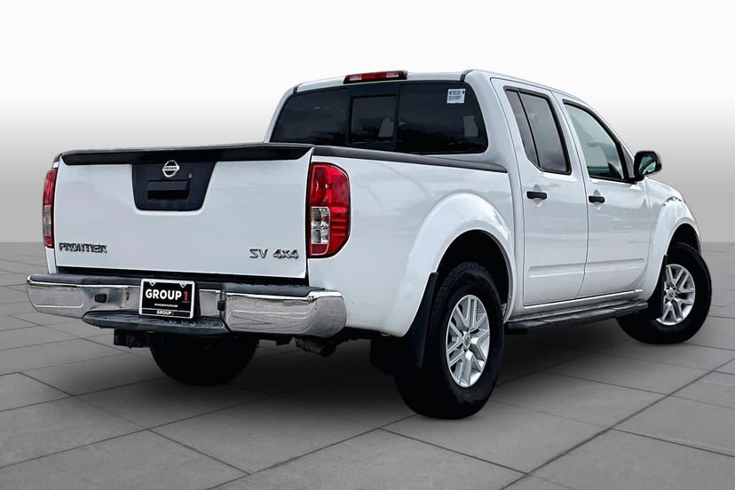 2017 Nissan Frontier - Image 13