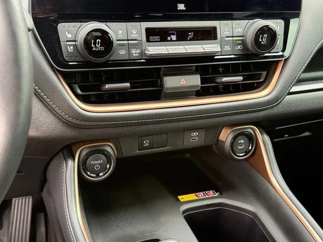 2025 Toyota Grand Highlander Hybrid - Image 52