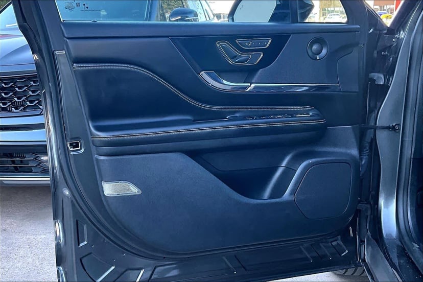 2020 Lincoln Corsair - Image 21