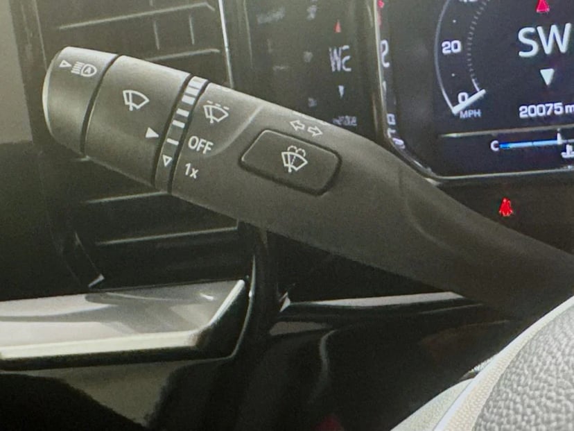 2025 GMC Sierra 1500 - Image 13