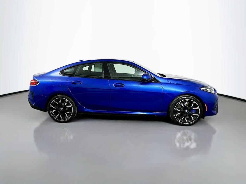 2026 BMW 2 Series - Image 4