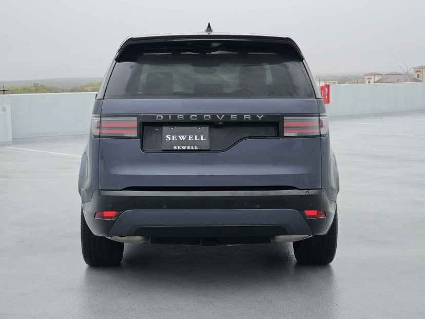 2025 Land Rover Discovery - Image 6