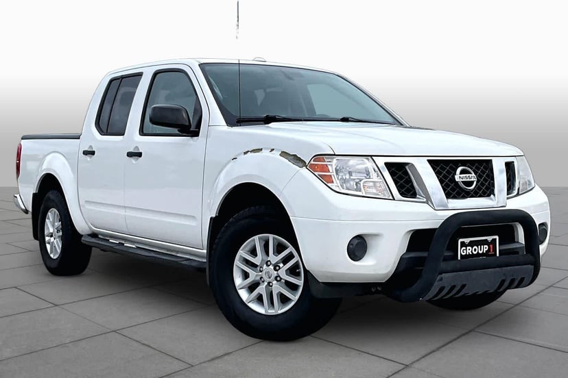 2017 Nissan Frontier - Image 3
