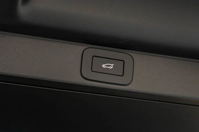 2026 Land Rover Range Rover - Image 50