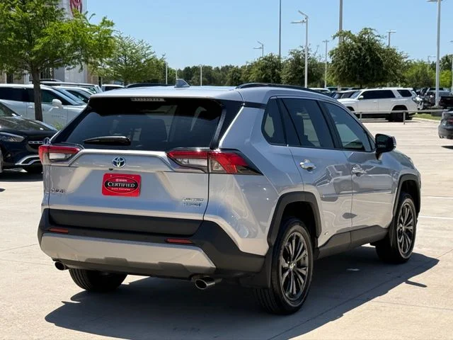 2023 Toyota RAV4 Hybrid - Image 5