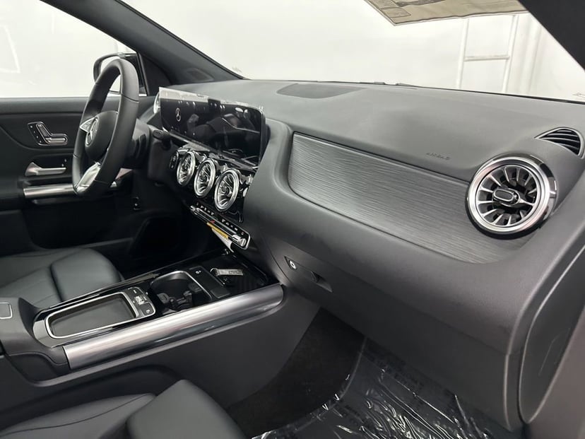 2026 Mercedes-Benz GLA - Image 54