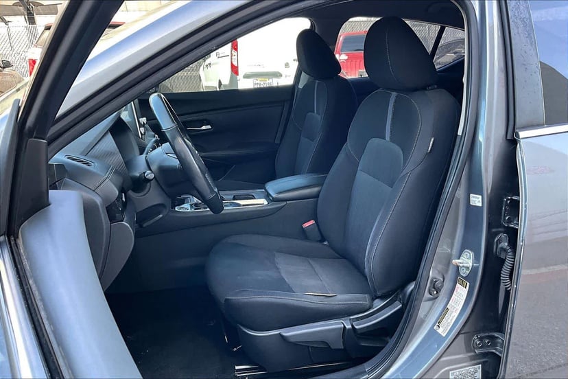 2022 Nissan Sentra - Image 8