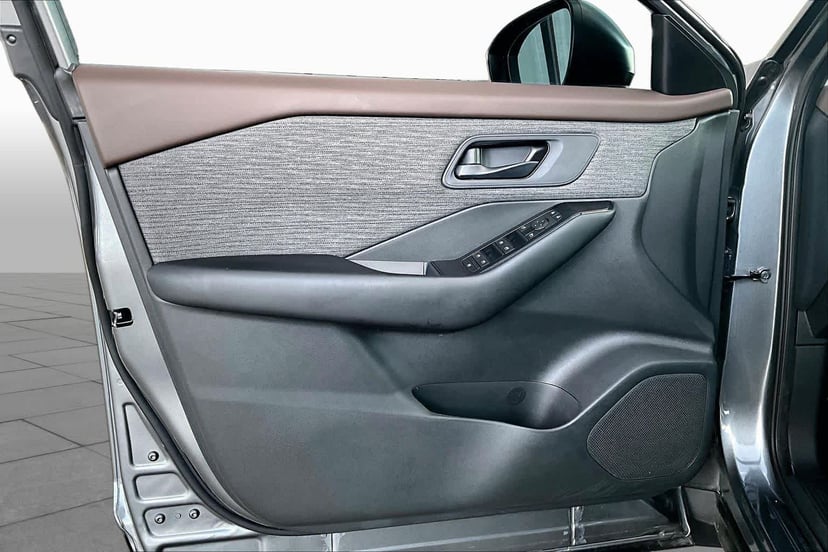 2023 Nissan Rogue - Image 21