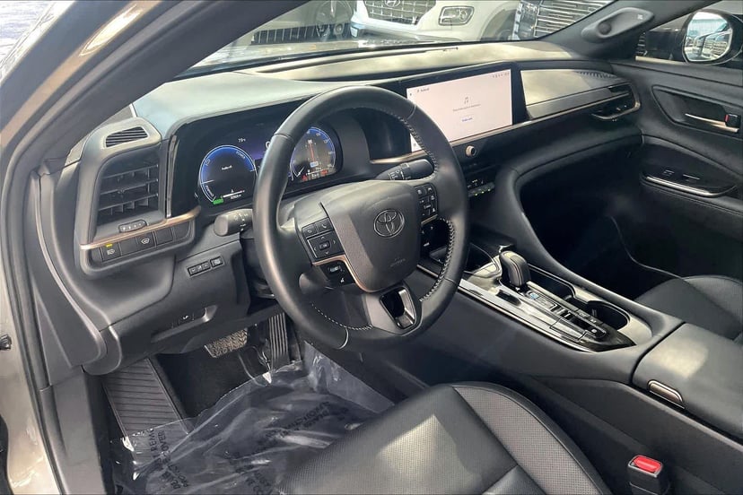 2024 Toyota Crown - Image 18