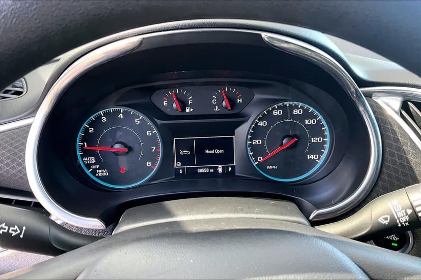 2021 Chevrolet Malibu - Image 25