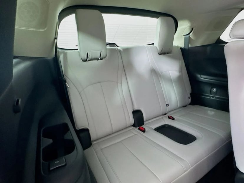 2027 INFINITI QX60 - Image 34