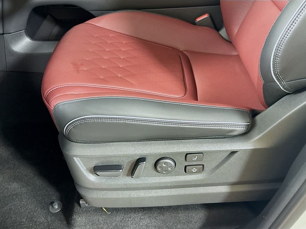 2026 INFINITI QX80 - Image 24