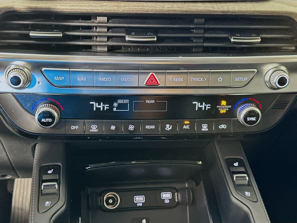 2021 Kia Telluride - Image 16