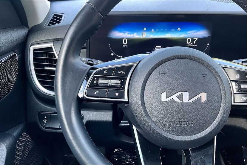 2024 Kia Seltos - Image 24