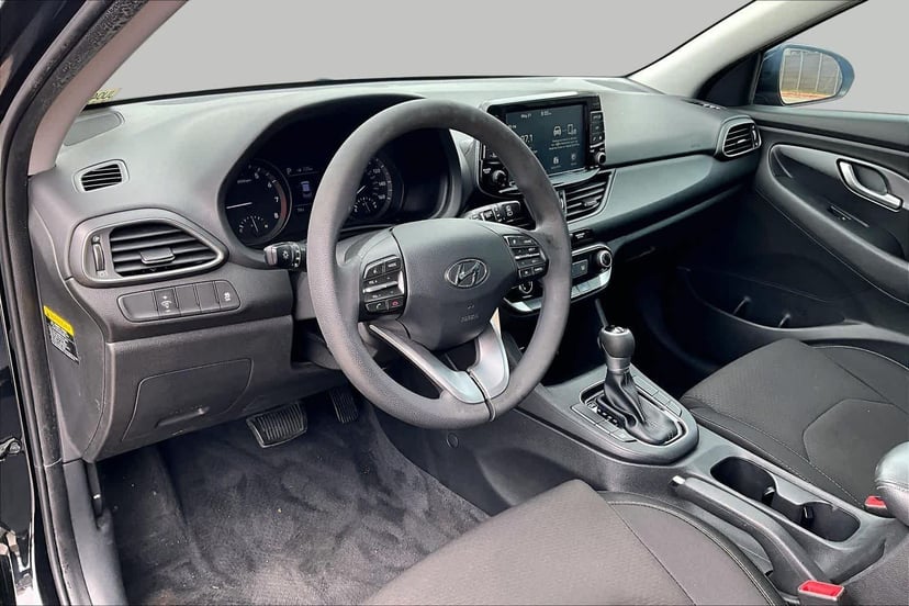 2018 Hyundai Elantra GT - Image 17