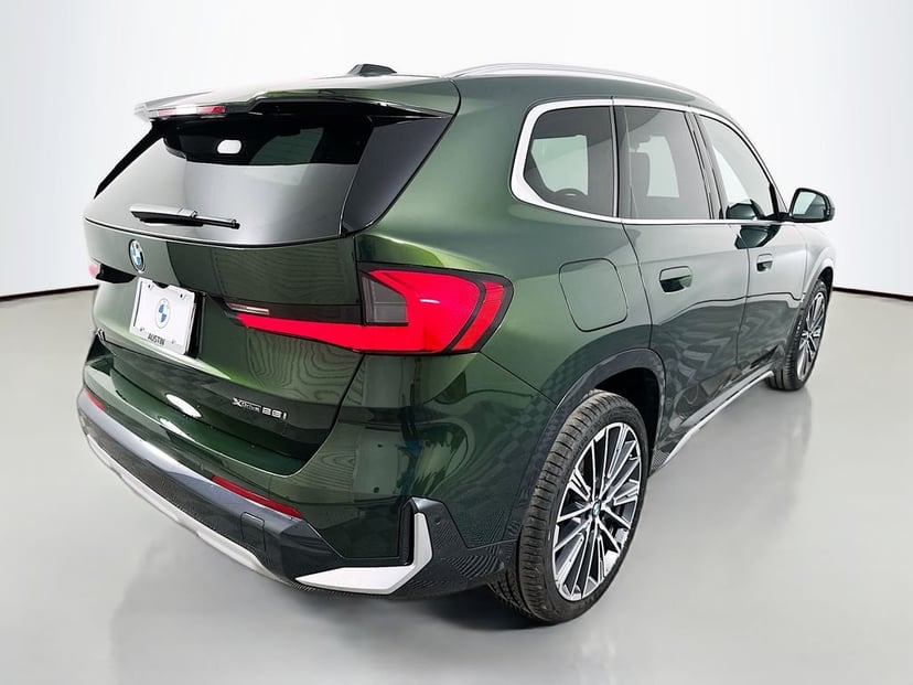2025 BMW X1 - Image 5