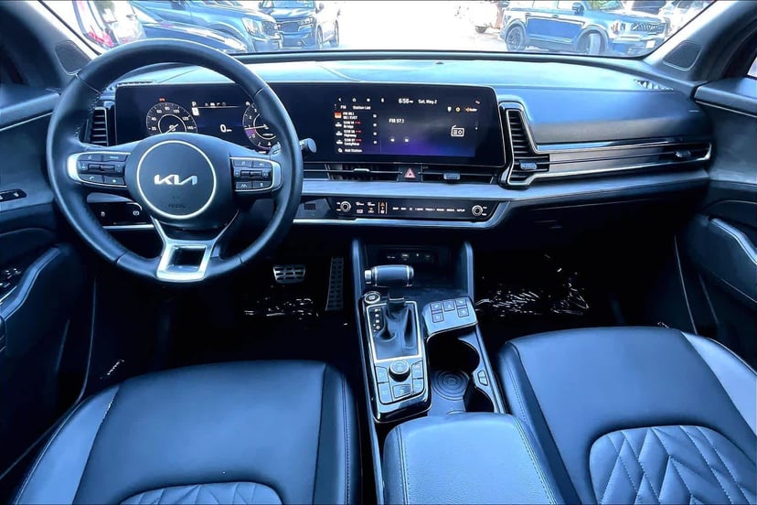 2023 Kia Sportage - Image 16
