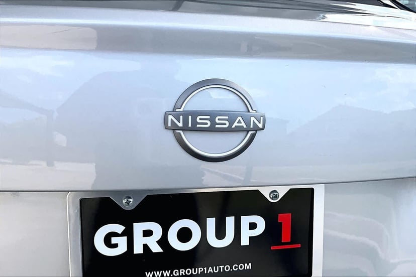 2025 Nissan Versa - Image 30