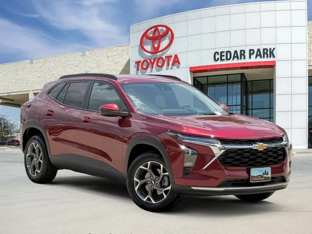 2025 Chevrolet Trax - Image 1