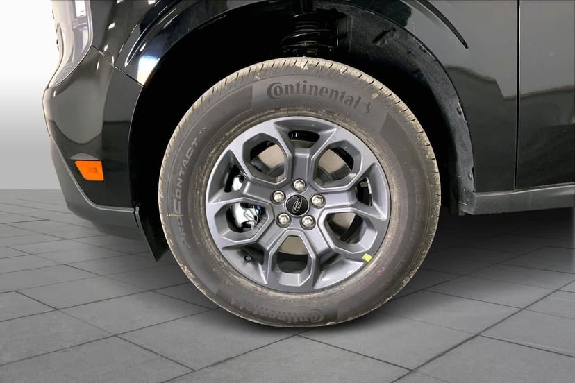 2026 Ford Maverick - Image 9