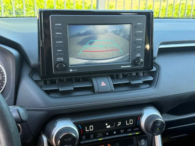2021 Toyota RAV4 - Image 14
