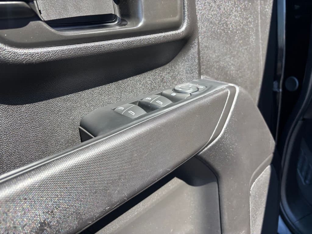 2024 Chevrolet Silverado 2500HD - Image 21