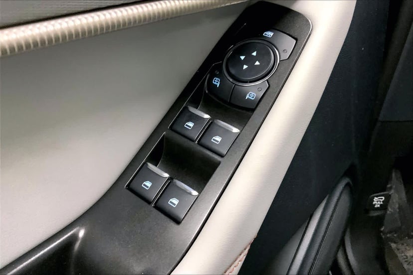 2026 Ford Explorer - Image 17