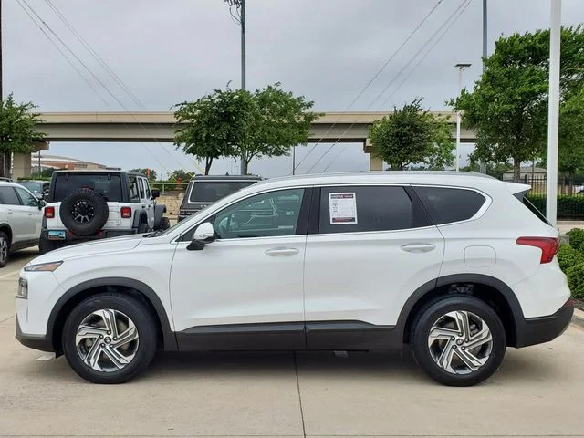2023 Hyundai Santa Fe - Image 7