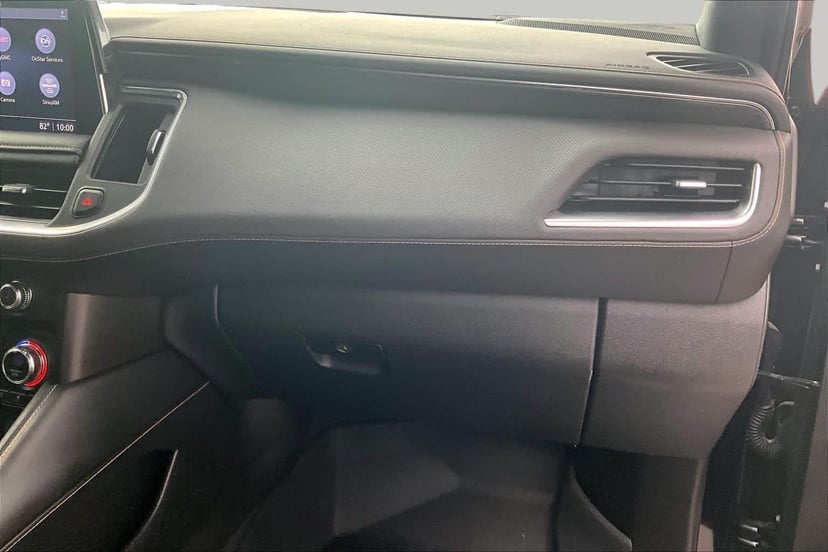 2021 GMC Yukon - Image 19