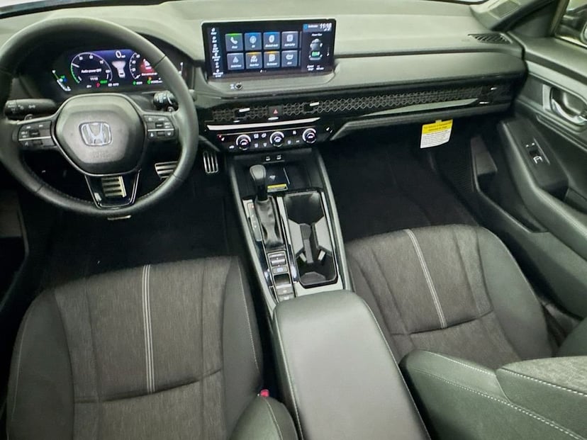 2025 Honda Accord Hybrid - Image 27