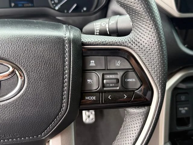 2023 Toyota Tundra - Image 13