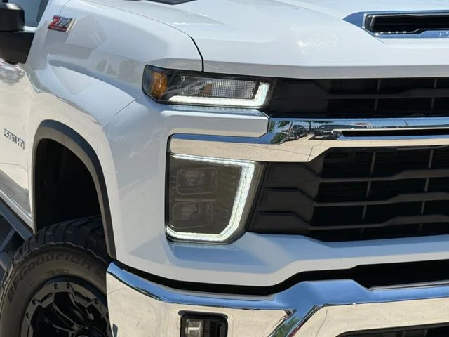 2024 Chevrolet Silverado 2500HD - Image 3