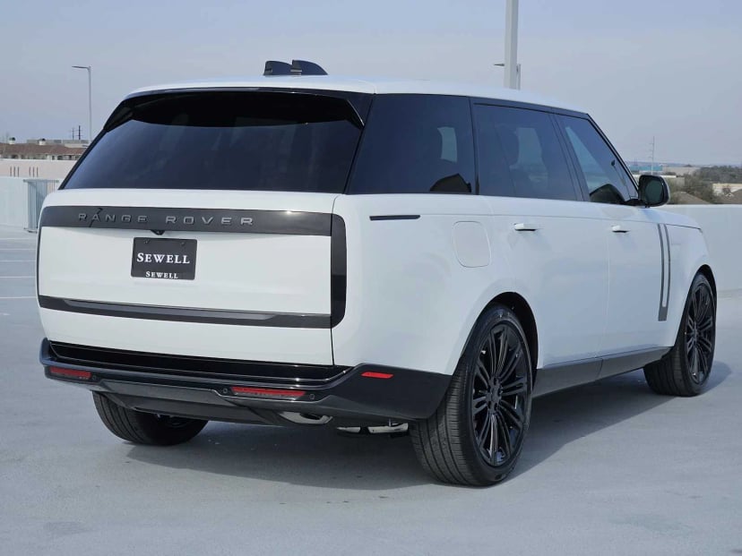 2026 LAND ROVER Range Rover - Image 5