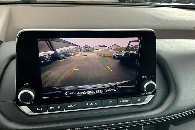 2023 Nissan Rogue - Image 26