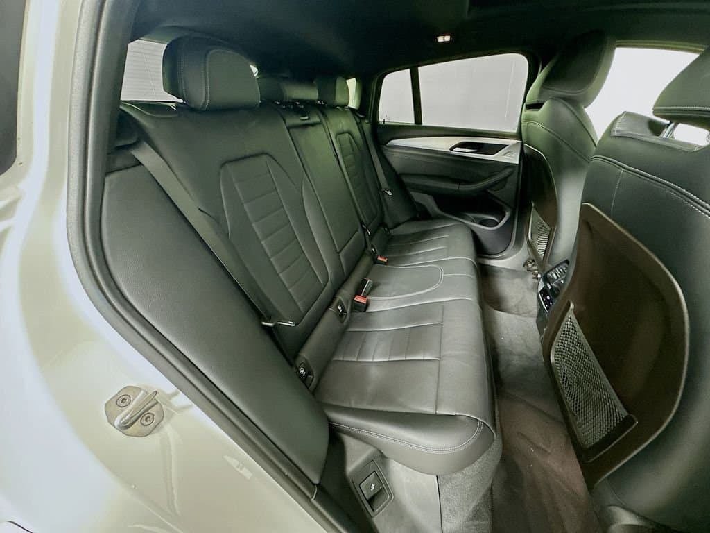 2019 BMW X4 - Image 28