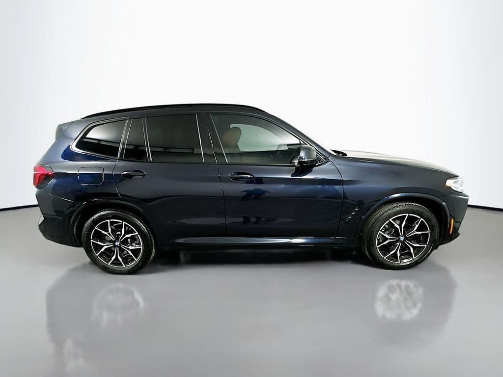 2023 BMW X3 - Image 4