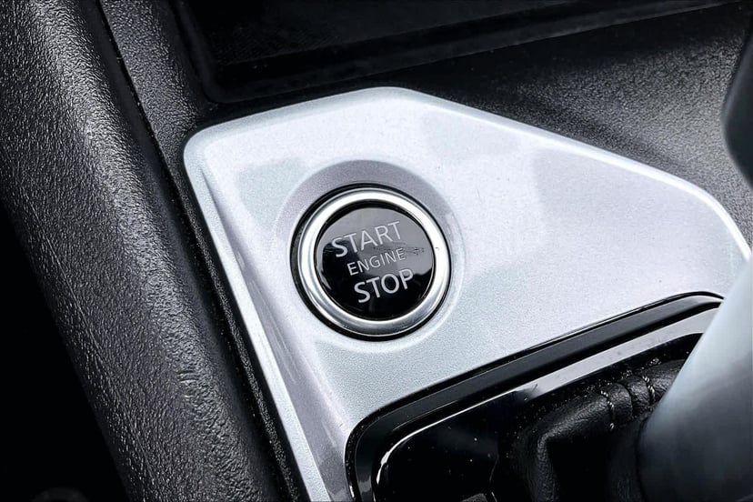 2025 Nissan Altima - Image 36