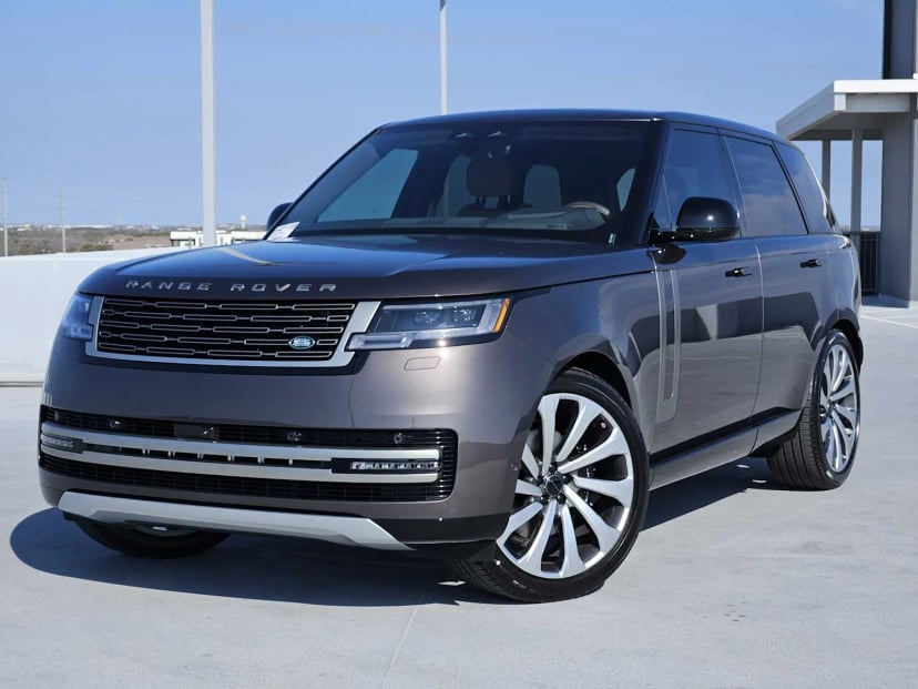 2026 LAND ROVER Range Rover - Image 1