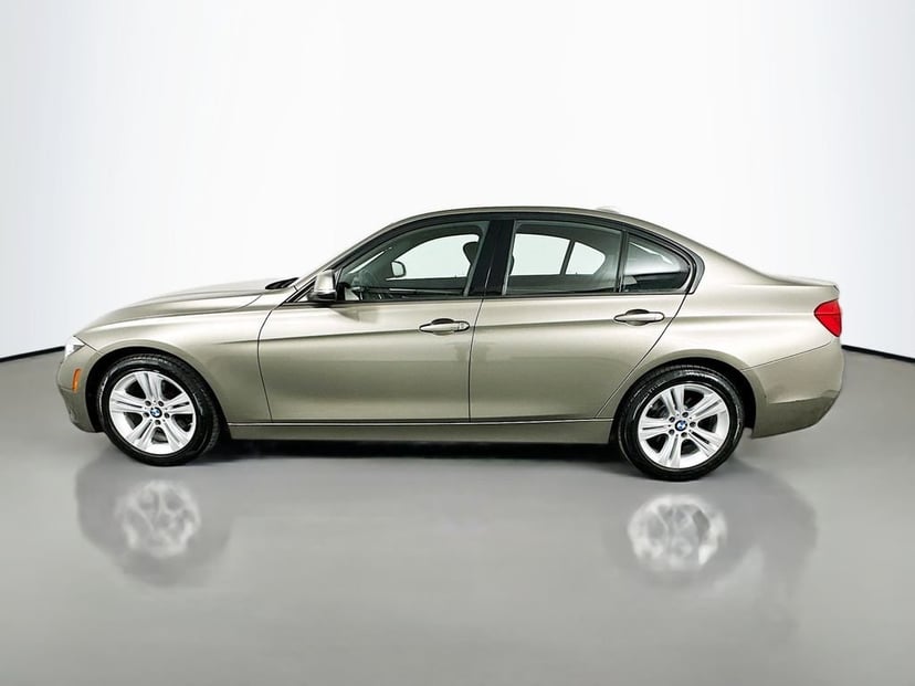 2016 BMW 3 Series - Image 8