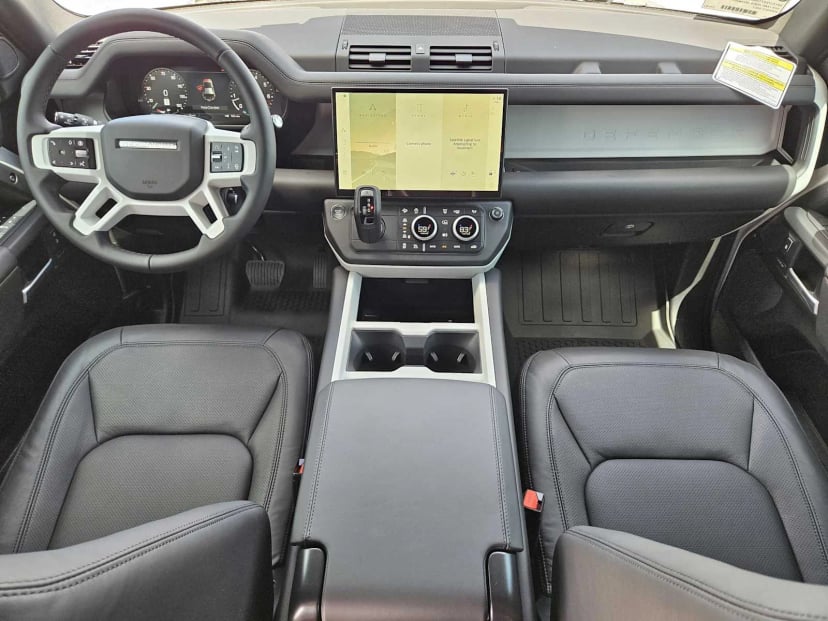 2026 LAND ROVER Defender 110 - Image 26