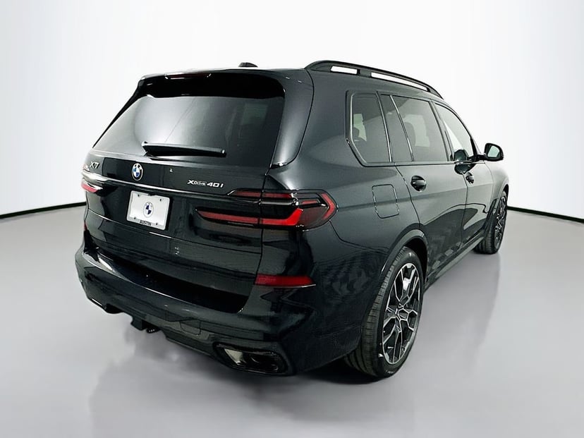 2026 BMW X7 - Image 5