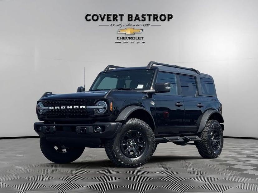2023 Ford Bronco - Image 1