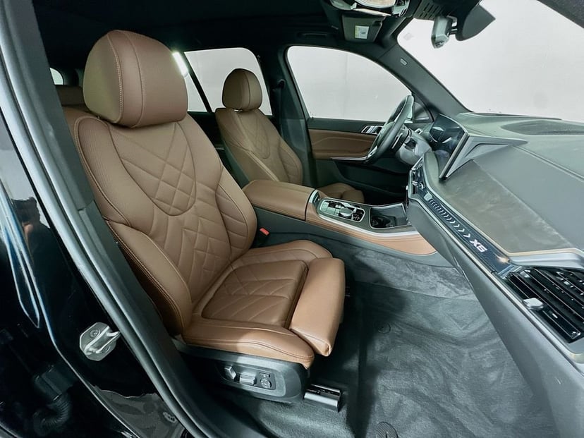 2024 BMW X5 - Image 29