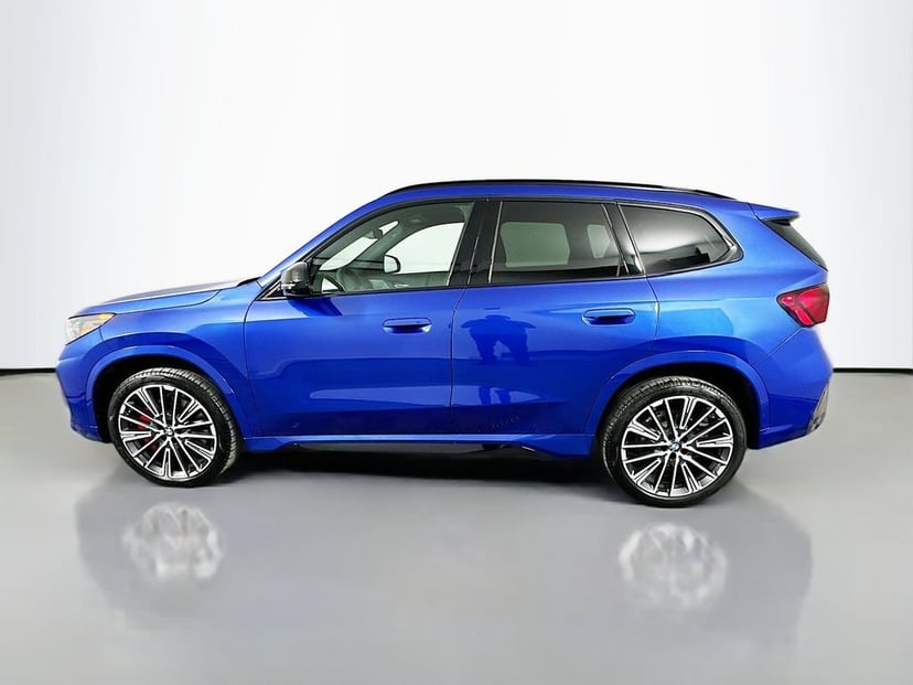 2025 BMW X1 - Image 8