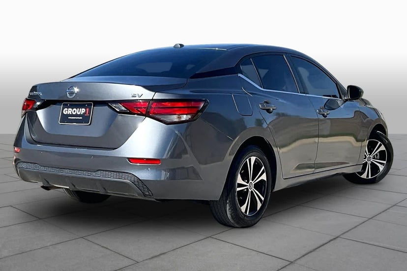 2022 Nissan Sentra - Image 13
